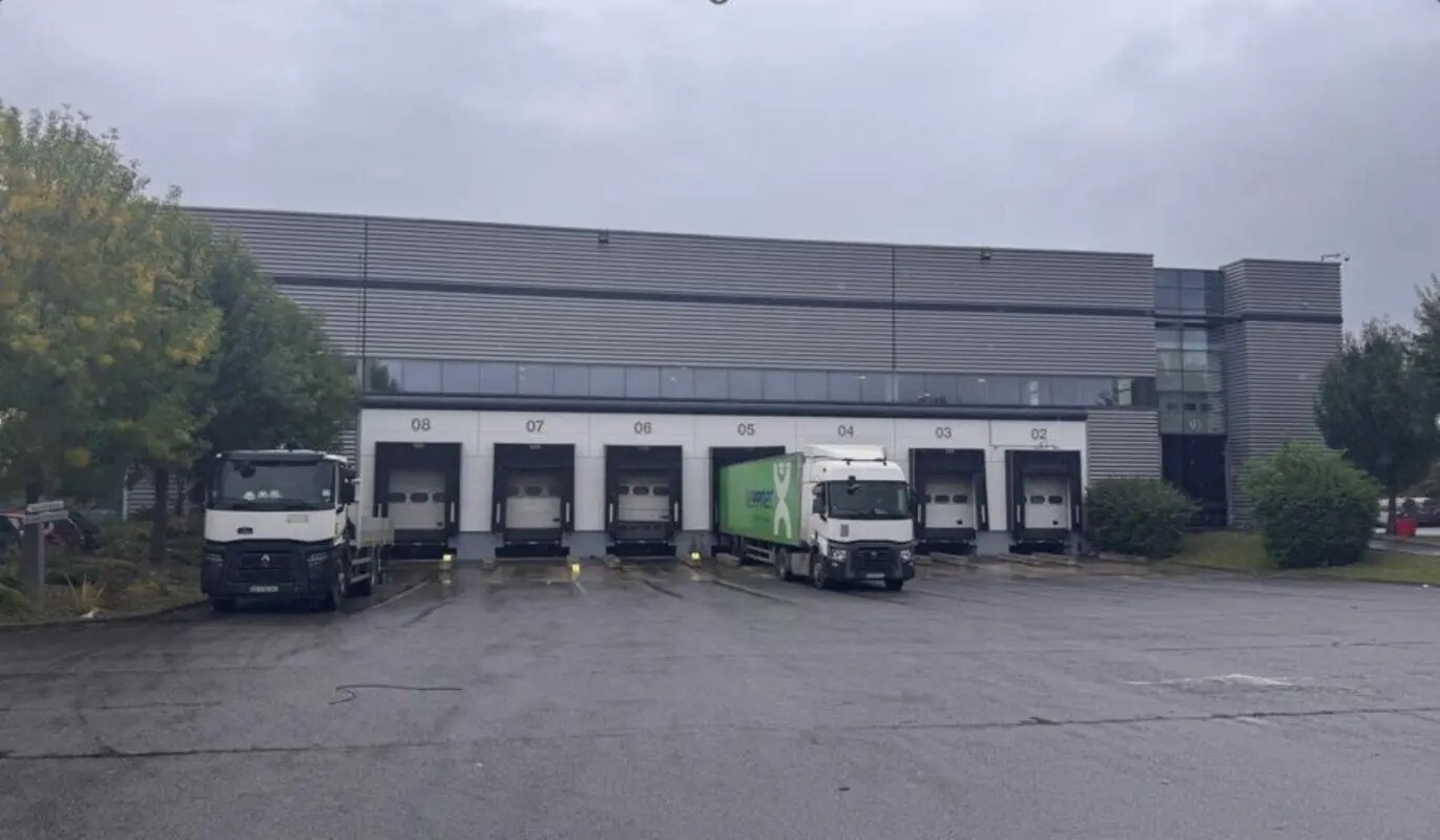 Office in Lieusaint for lease Building Photo- Image 1 of 17