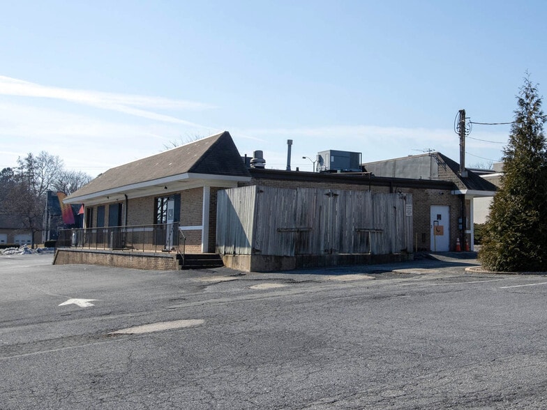 1841 Columbia Ave, Lancaster, PA for lease - Building Photo - Image 3 of 9
