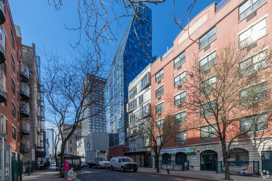 109 Norfolk St, New York, NY à vendre - Photo du bâtiment - Image 3 de 5