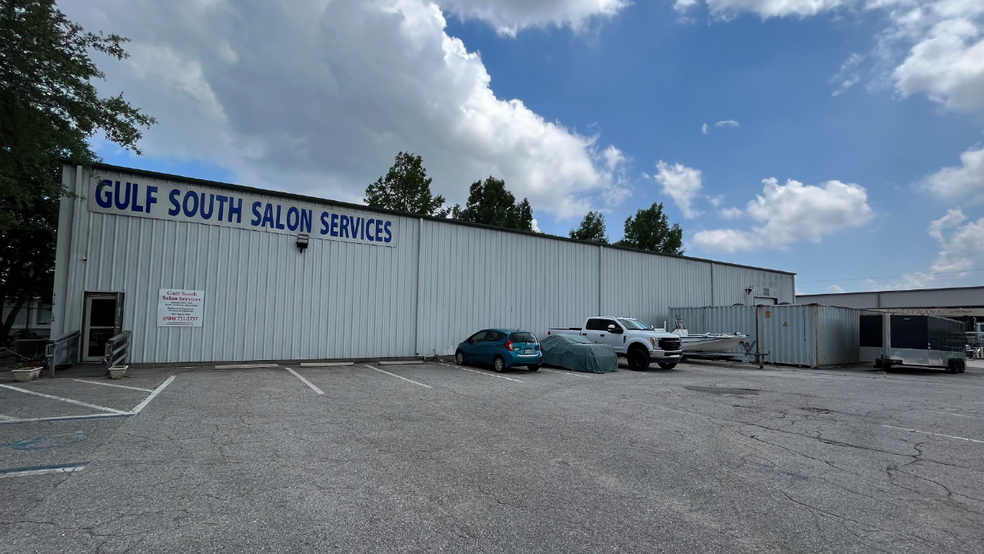 5110-100 University Blvd W, Jacksonville, FL for lease - Primary Photo - Image 1 of 2