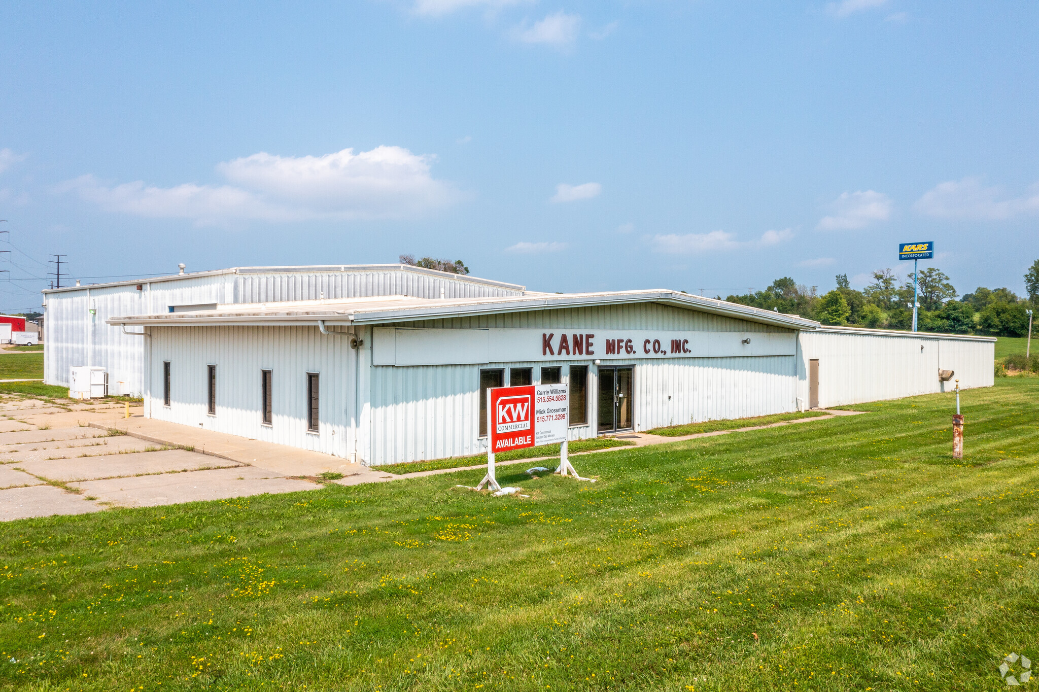 1101 NE 56th St, Pleasant Hill, IA à vendre Photo du bâtiment- Image 1 de 1