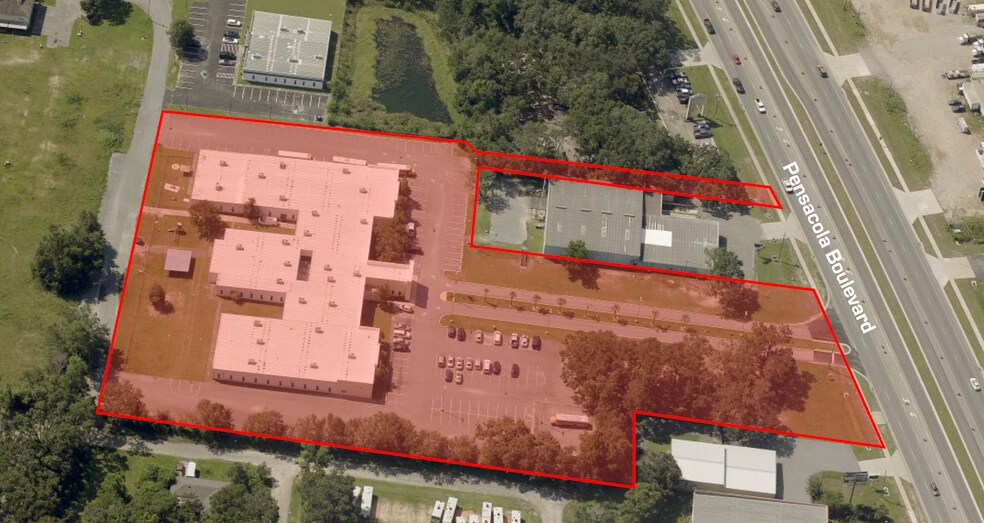 8190 Pensacola Blvd, Pensacola, FL à vendre - Photo du bâtiment - Image 2 de 95