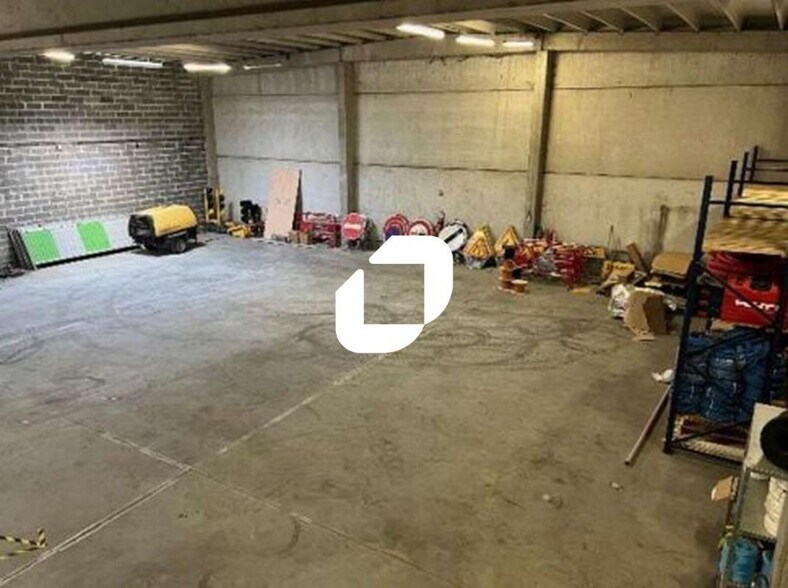 Flex in Fretin for lease - Building Photo - Image 2 of 9