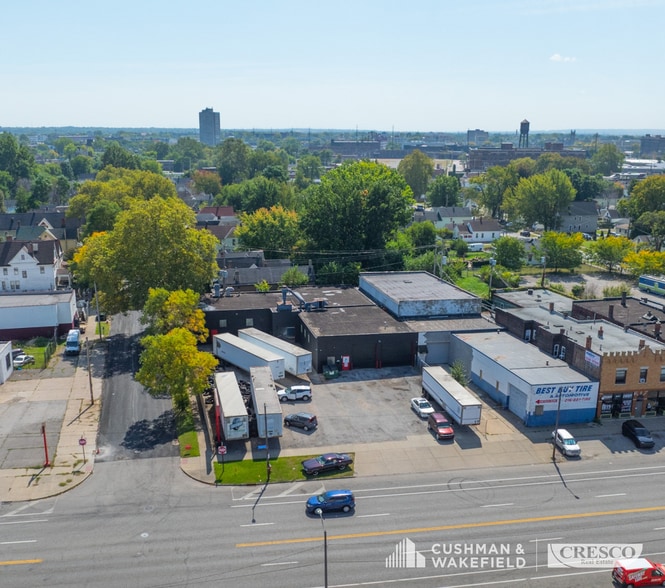 4616 Superior Ave, Cleveland, OH à vendre - Photo du bâtiment - Image 2 de 3