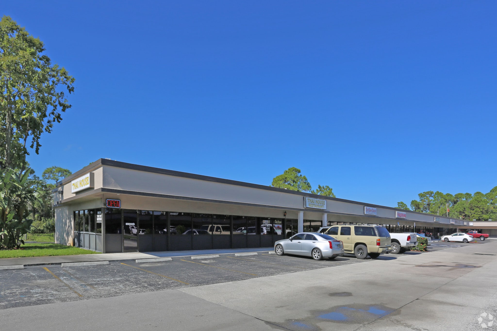 JENSEN BEACH Blvd, Jensen Beach, FL à louer Photo principale- Image 1 de 9