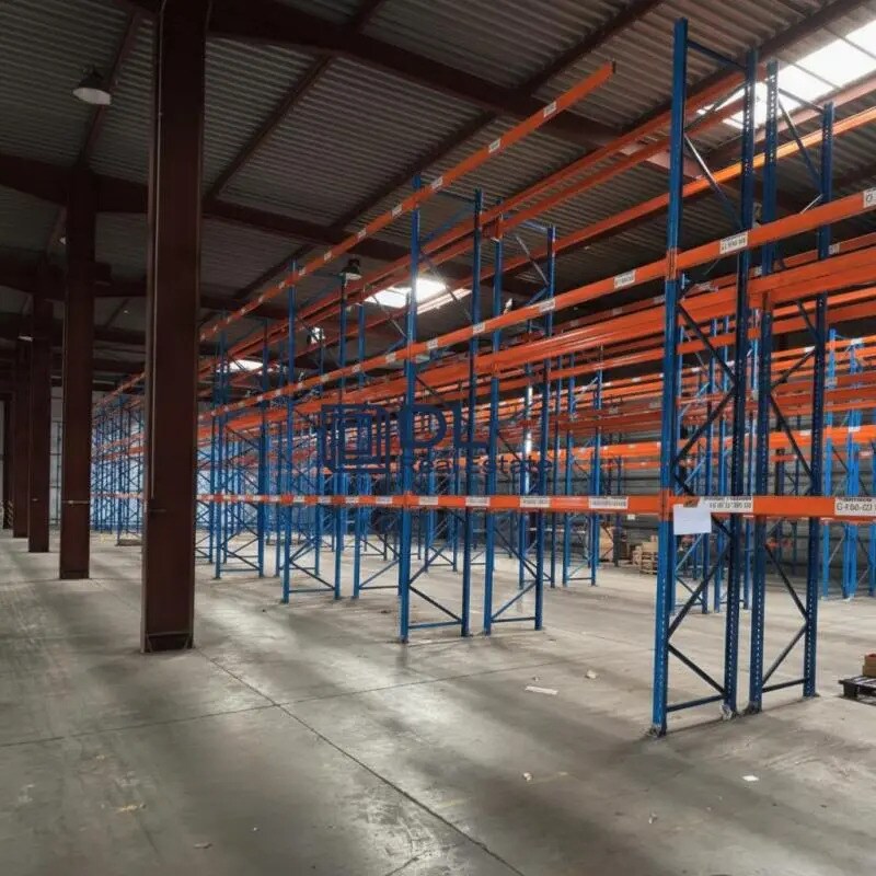 Office in Émerainville for lease Interior Photo- Image 1 of 6