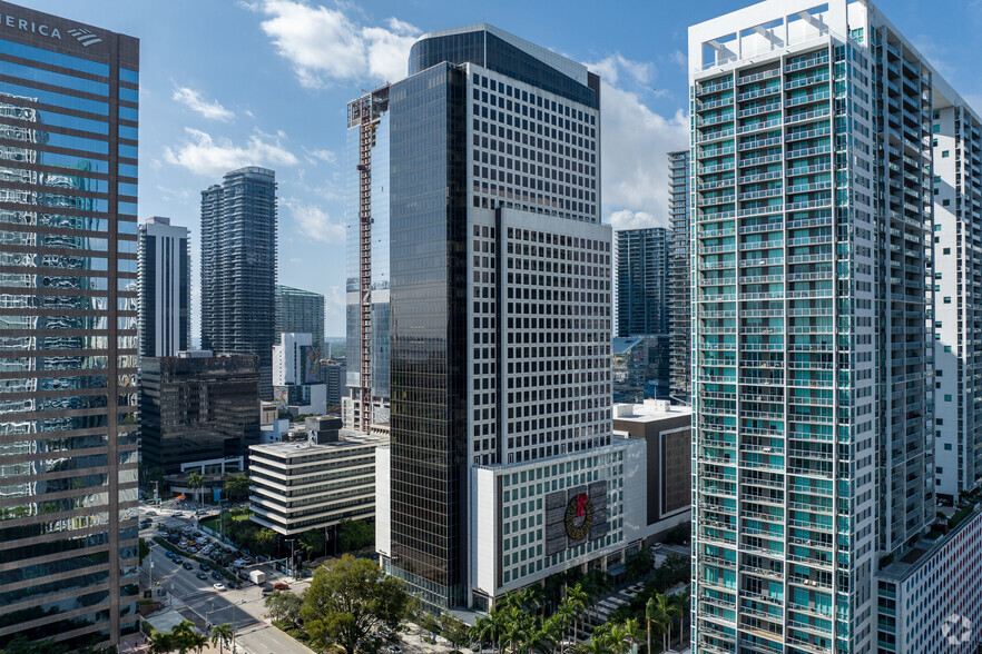 600 Brickell Ave, Miami, FL à vendre - Photo du b timent - Image 1 de 1