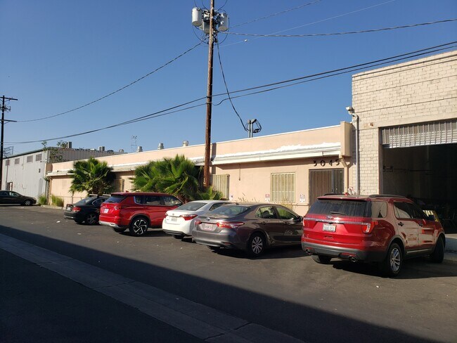 More details for 3045 E 11th St, Los Angeles, CA - Industrial for Lease