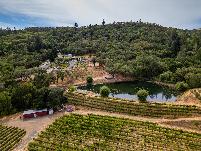 24691 Dutcher Creek Rd, Cloverdale, CA for sale - Building Photo - Image 3 of 44