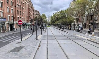 Plus de détails pour Commerce de détail à vendre