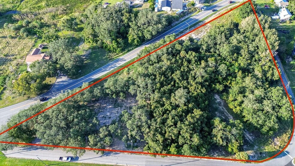 12 Holly Dr, Davenport, FL à vendre - Photo du bâtiment - Image 2 de 4