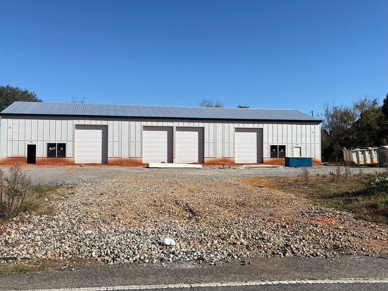 3121 Old Furnace Rd, Boiling Springs, SC à louer - Photo principale - Image 1 de 2