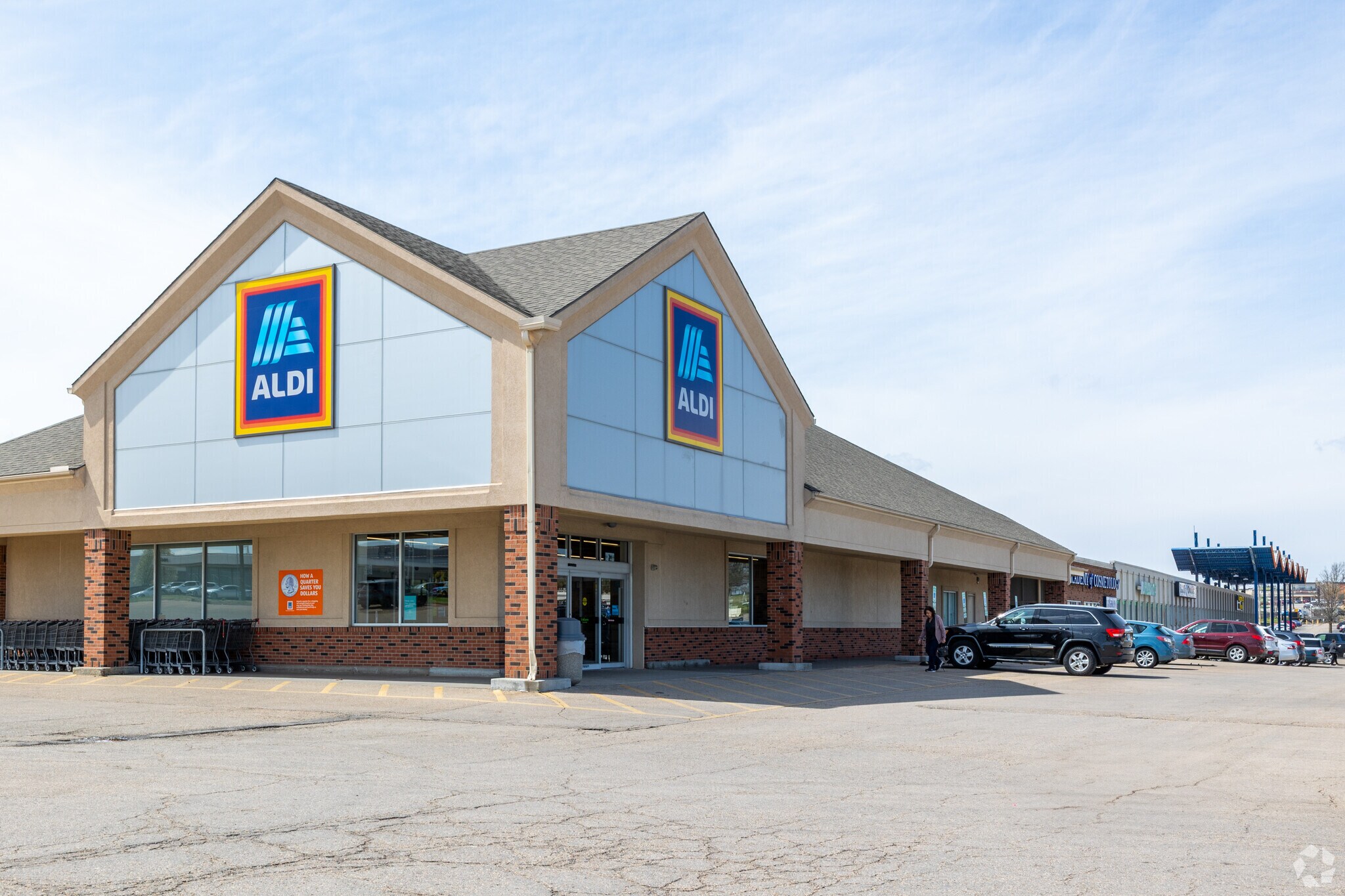 105-115 SW 29th St, Topeka, KS à vendre Photo principale- Image 1 de 8