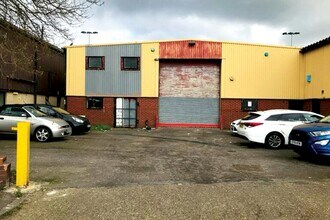 Woodall Rd, Enfield for lease Building Photo- Image 1 of 1
