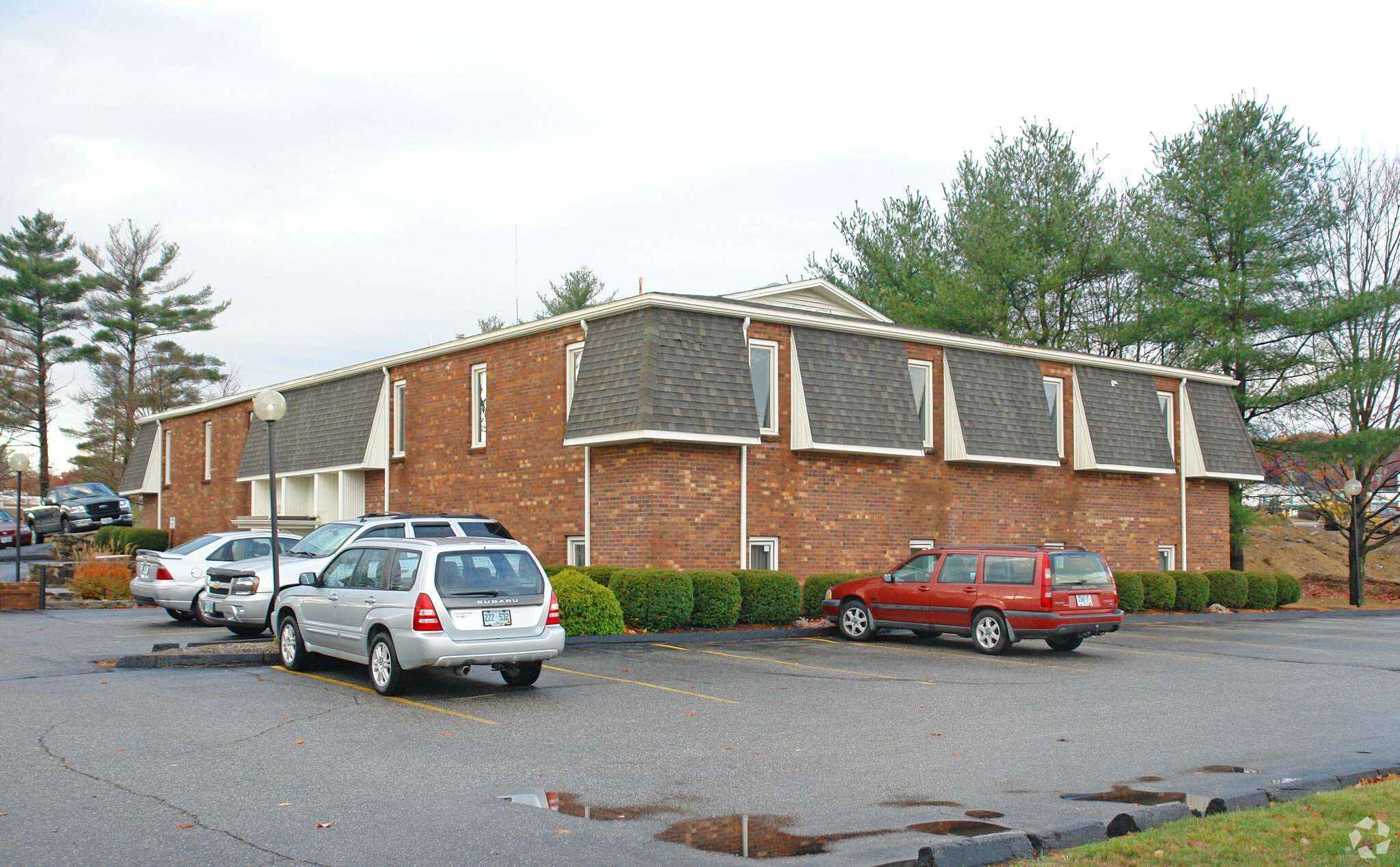 13 Orchard View Dr, Londonderry, NH for lease Primary Photo- Image 1 of 13