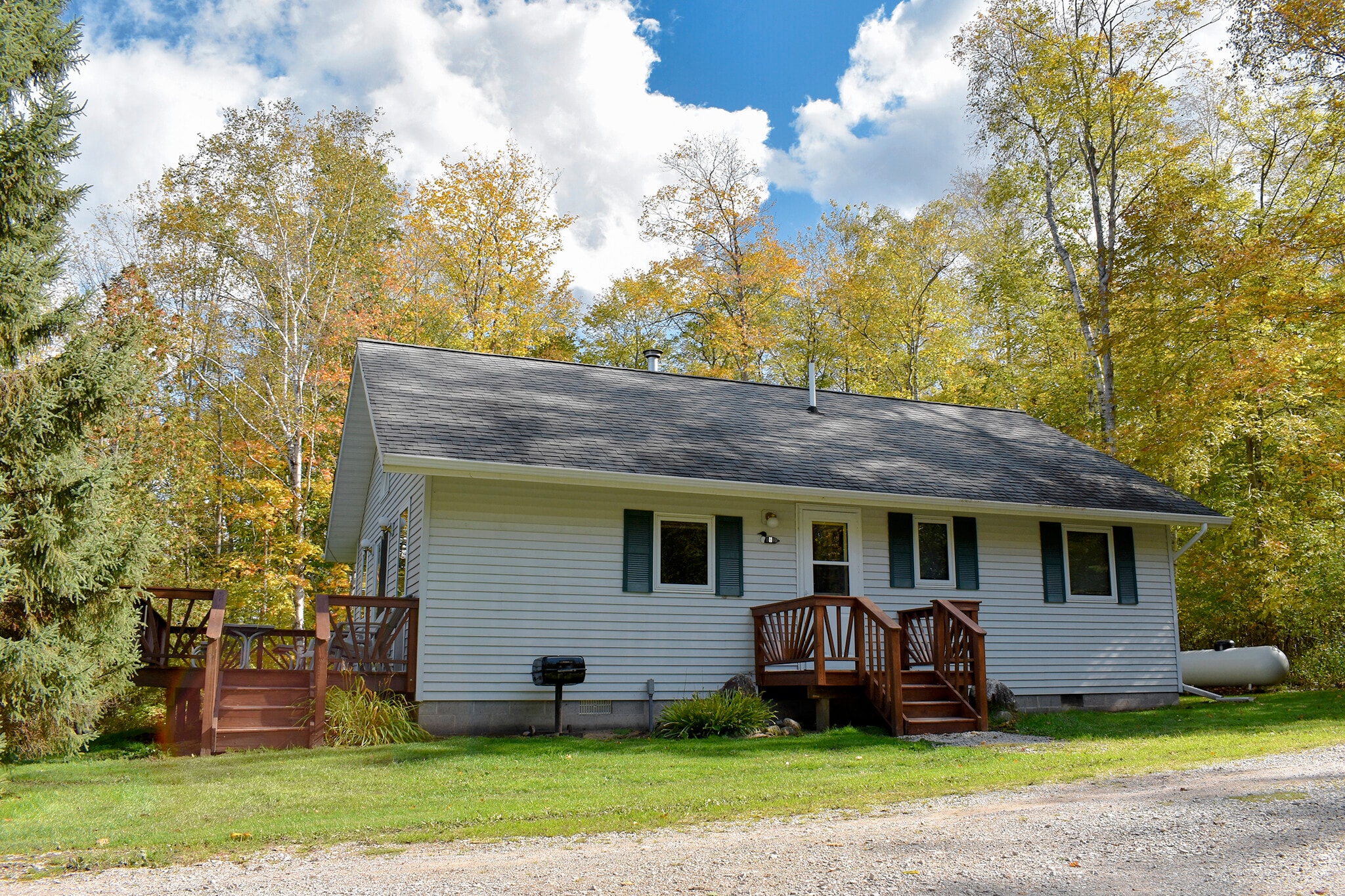 W18070 County Rd, Germfask, MI for sale Primary Photo- Image 1 of 13