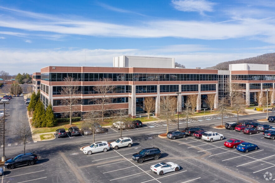 10 Cadillac Dr, Brentwood, TN for lease - Primary Photo - Image 1 of 10