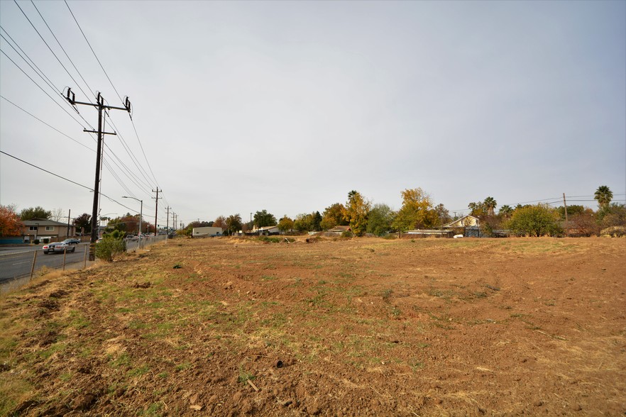 4131-4221 Fruitridge Rd, Sacramento, CA for sale - Building Photo - Image 1 of 1