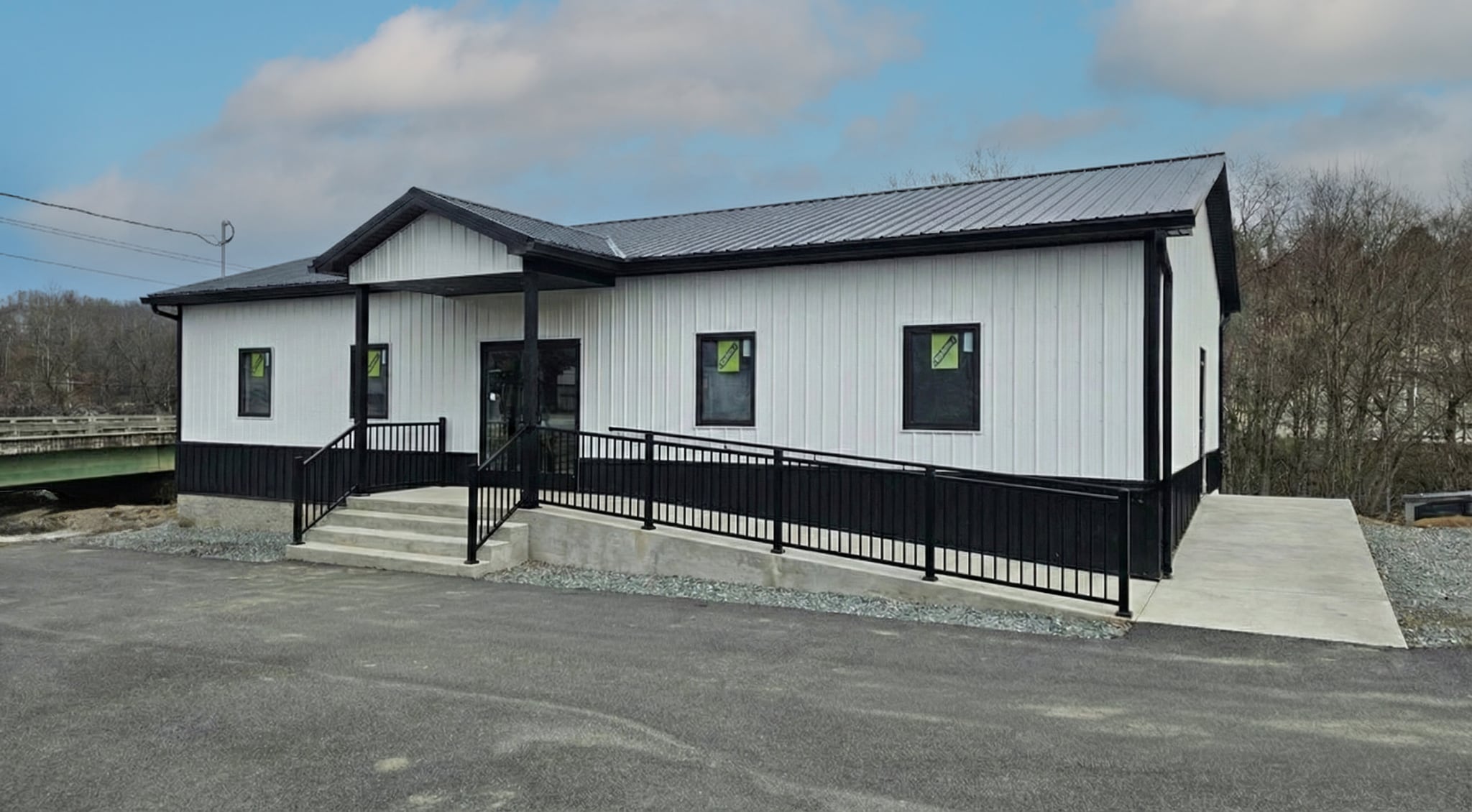 6433, Barboursville, WV for lease Primary Photo- Image 1 of 13