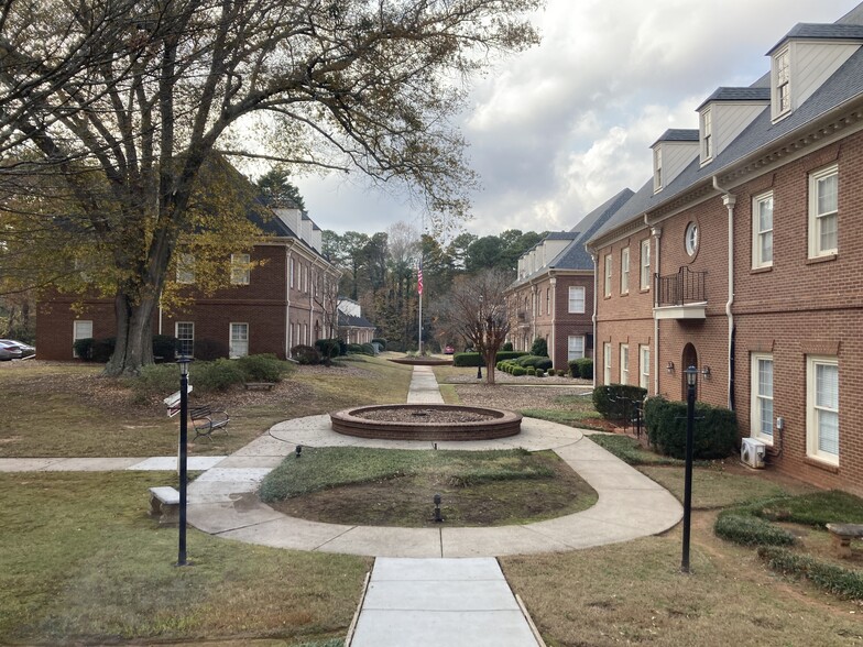 11099 Houze Rd, Roswell, GA for lease - Building Photo - Image 2 of 8