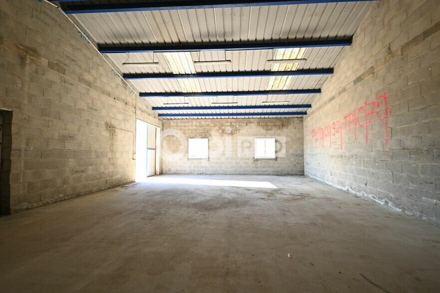 14 Rue Marc Seguin, Crissey for lease - Building Photo - Image 3 of 12