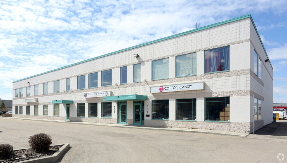 8216 43 St NW, Edmonton, AB for lease - Building Photo - Image 2 of 6