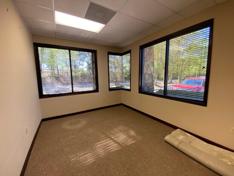 1034 Wildewood Centre Dr, Columbia, SC à louer - Photo intérieure - Image 3 de 15