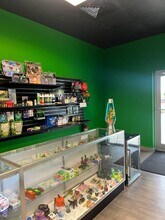 1227 E Ash St, Piqua, OH à louer Photo du bâtiment- Image 1 de 10