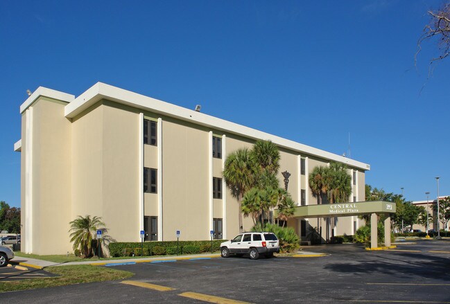 Plus de détails pour 2951 NW 49th Ave, Lauderdale Lakes, FL - Médical à louer
