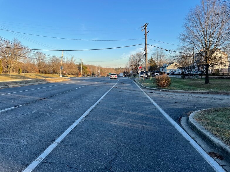 9601 Annapolis Rd, Lanham, MD for lease - Primary Photo - Image 2 of 3