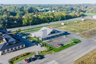 7610 Village Center Pl, Ottawa, ON - Aerial  map view