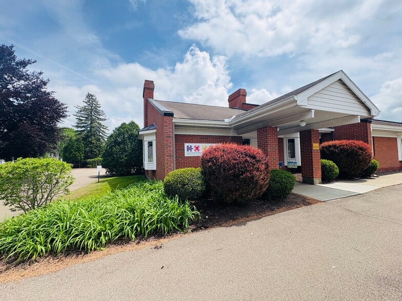 304 Hoffman St, Elmira, NY for sale - Building Photo - Image 2 of 23