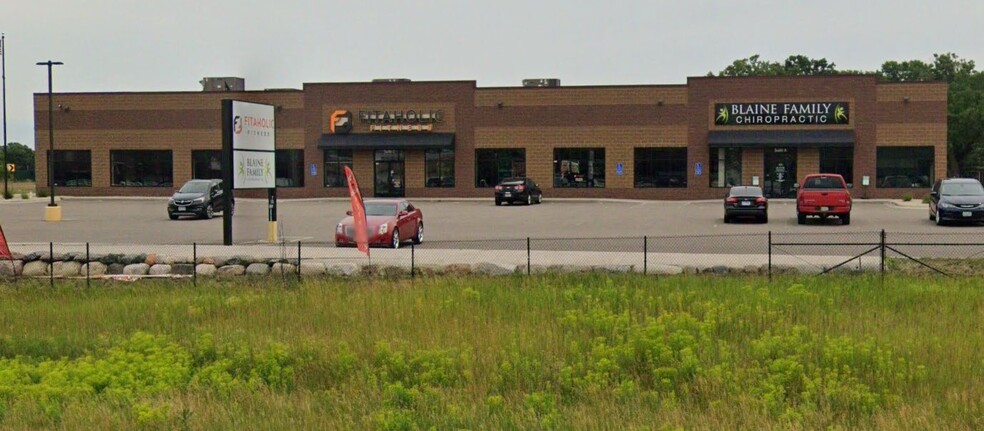 13352 Aberdeen St NE, Ham Lake, MN for lease - Building Photo - Image 1 of 4