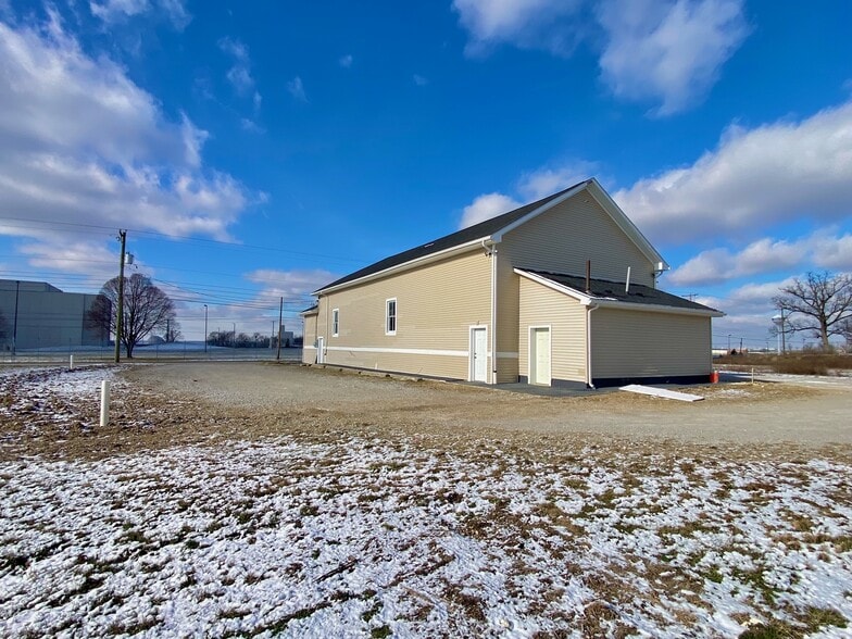 2438 National Rd, Fairborn, OH for sale - Building Photo - Image 3 of 22