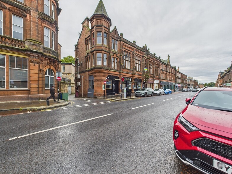 58 John Finnie St, Kilmarnock for lease - Building Photo - Image 2 of 10