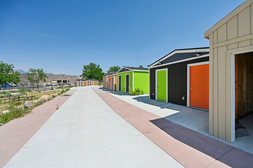 2260 La Montana way, Colorado Springs, CO for lease - Primary Photo - Image 1 of 14