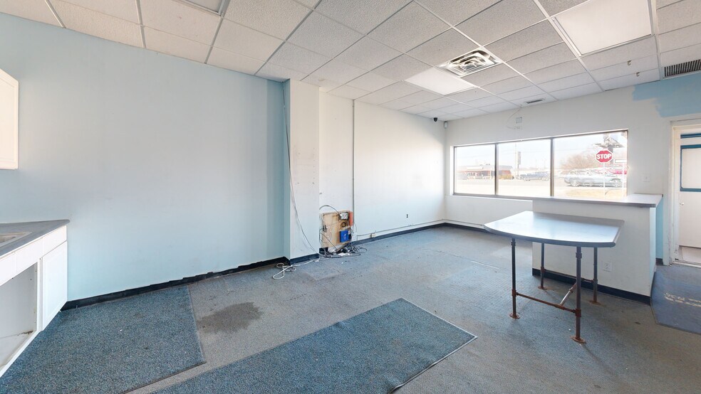 2215 W Lincoln Hwy, Merrillville, IN à louer - Numérisation 3D de Matterport - Image 2 de 9