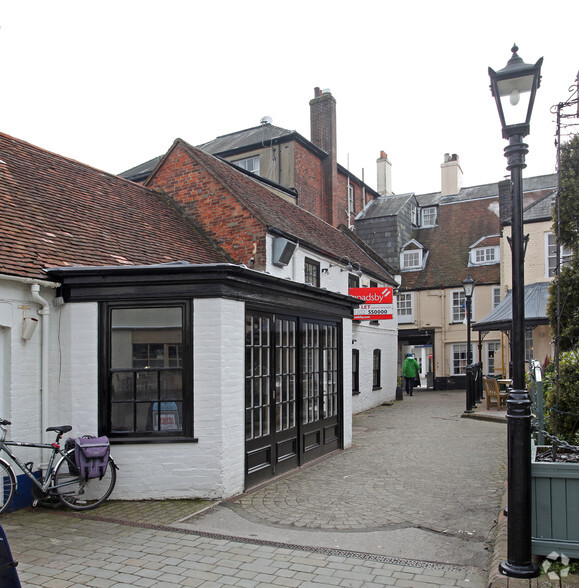 Angel Courtyard, Lymington for lease - Building Photo - Image 2 of 2