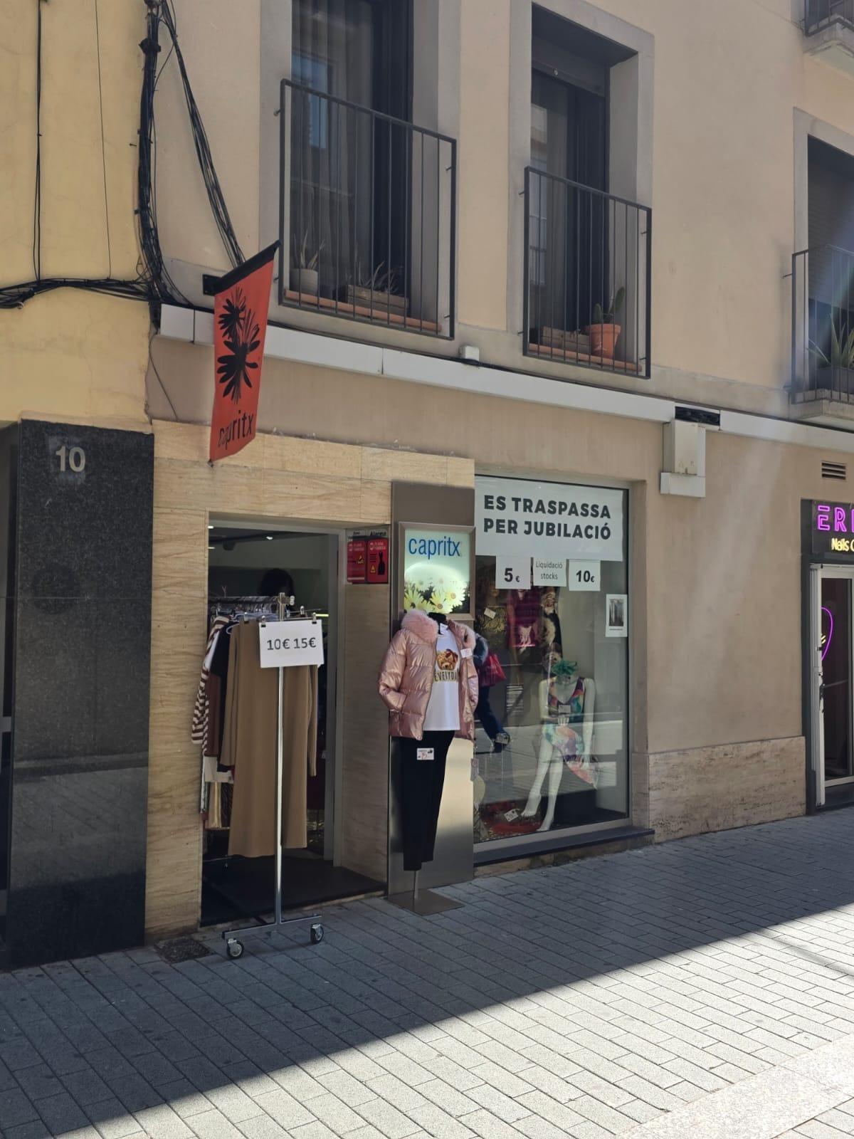 Commerce de détail dans Igualada, Barcelona à louer Photo principale- Image 1 de 3