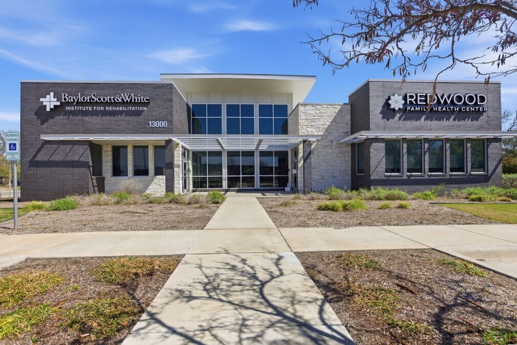 13000 Josey Ln, Farmers Branch, TX à louer Photo principale- Image 1 de 14