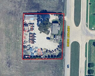 Plus de détails pour 2162 S Airport Dr, McKinney, TX - Industriel à louer