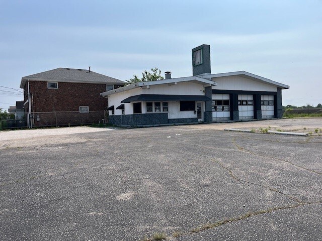 1929 E Morgan Ave, Evansville, IN for sale - Building Photo - Image 1 of 8