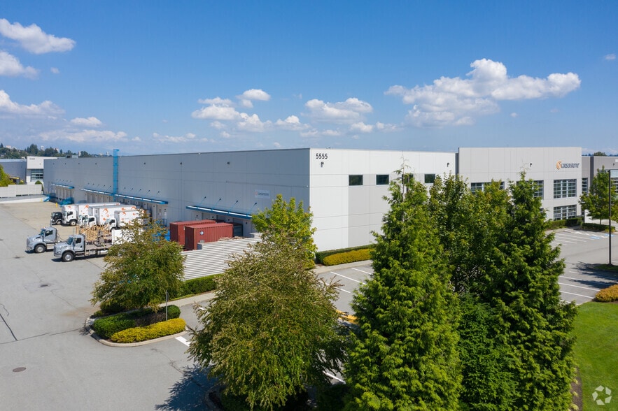 5555 Trapp Ave, Burnaby, BC for lease - Building Photo - Image 3 of 4