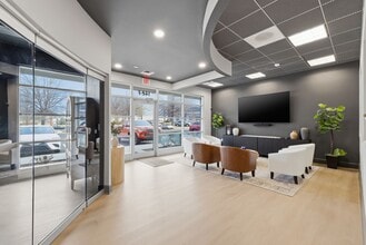 142 S Cardigan Way, Mooresville, NC for lease Interior Photo- Image 1 of 23