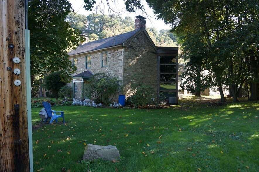 4068 Mt Royal Blvd, Allison Park, PA à louer - Photo du bâtiment - Image 3 de 48