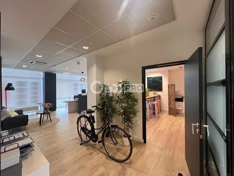 1 Rue De L'île Des Pêcheurs, Strasbourg for sale - Interior Photo - Image 2 of 6