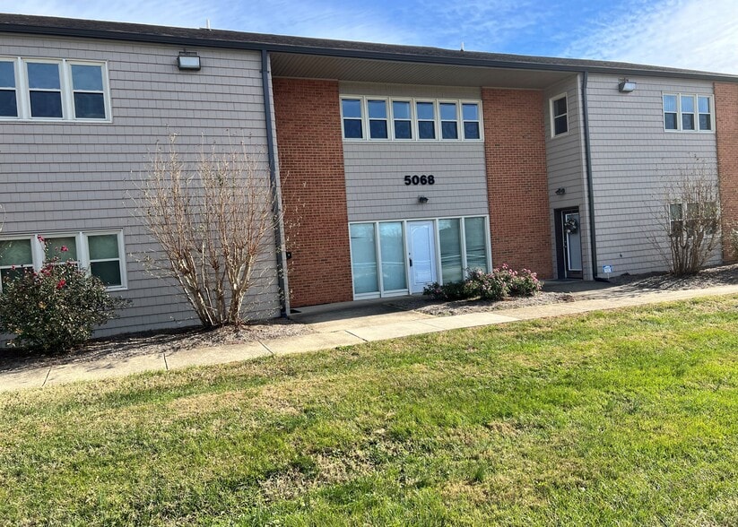 5068 S Amherst Hwy, Madison Heights, VA à vendre - Photo du bâtiment - Image 2 de 3
