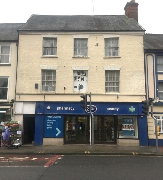 6-6 High St, Wellington for sale - Primary Photo - Image 1 of 2