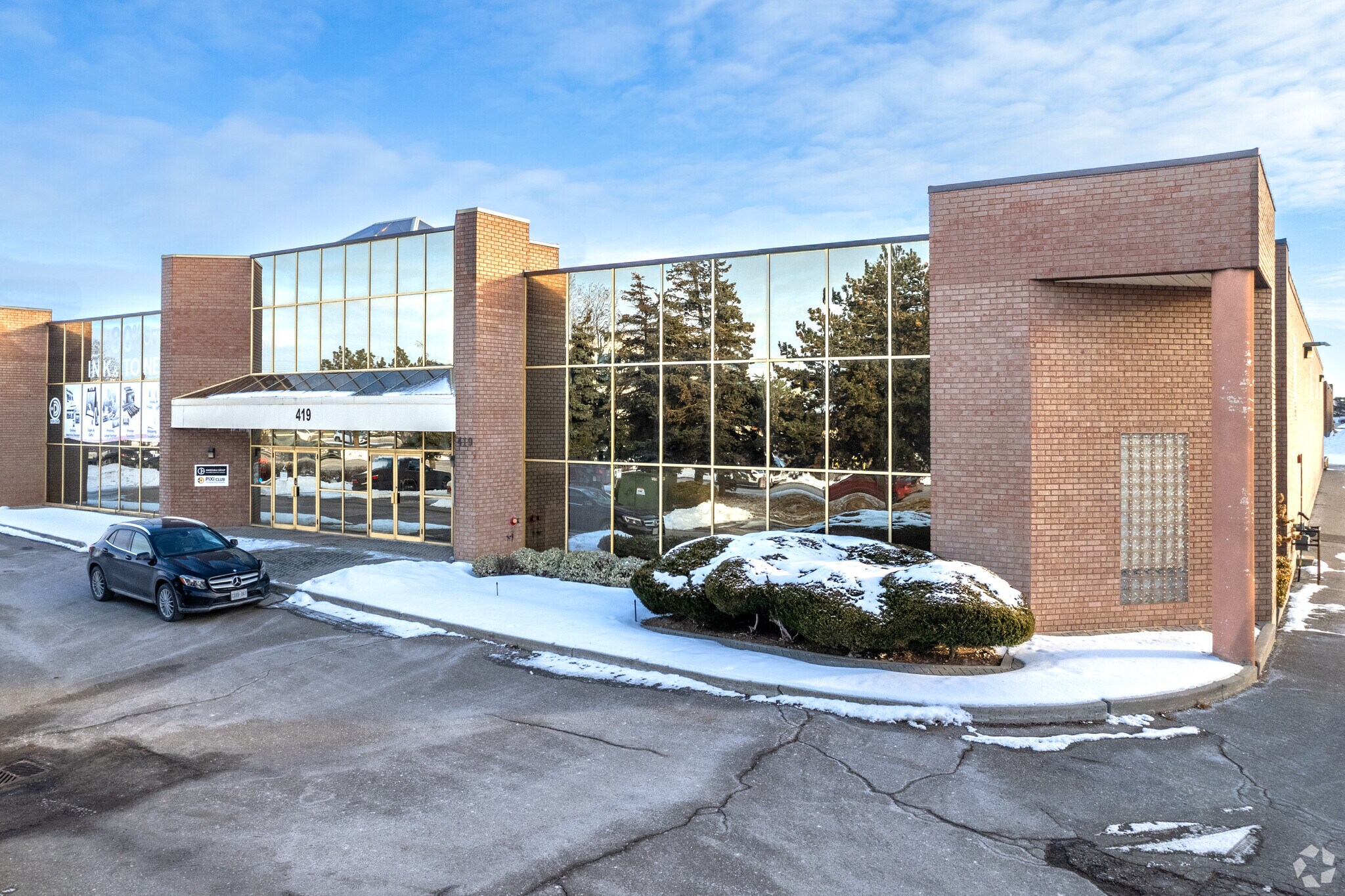 419 Jevlan Dr, Vaughan, ON for sale Primary Photo- Image 1 of 1