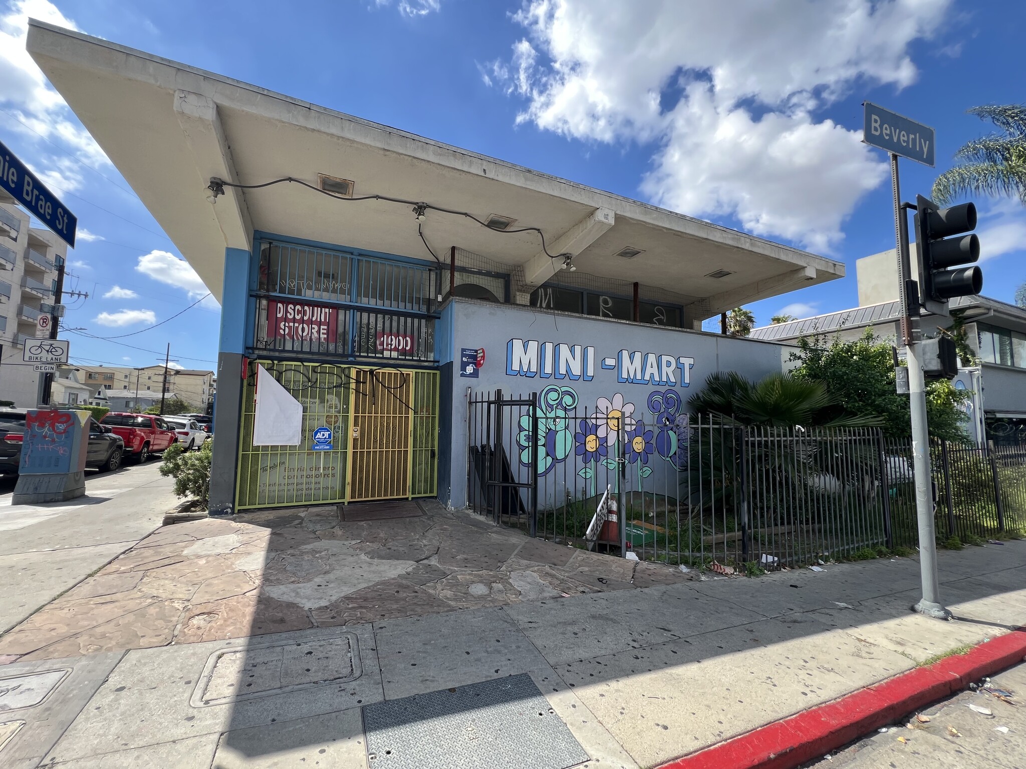 1900 Beverly Blvd, Los Angeles, CA for lease Primary Photo- Image 1 of 6